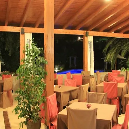 Albaruja Hotel 4*