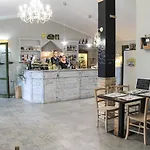 Hotel Albaruja
