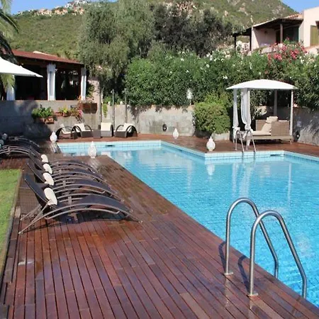 Hotel Albaruja 4*