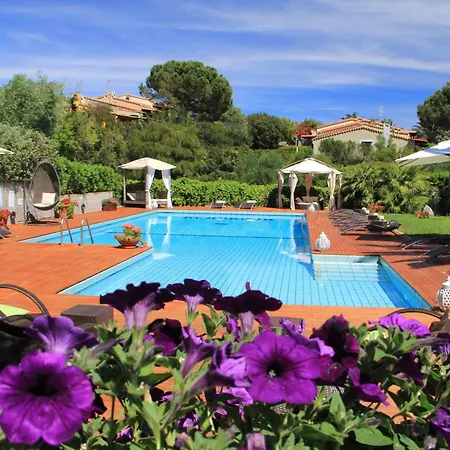 Hotel Albaruja 4*